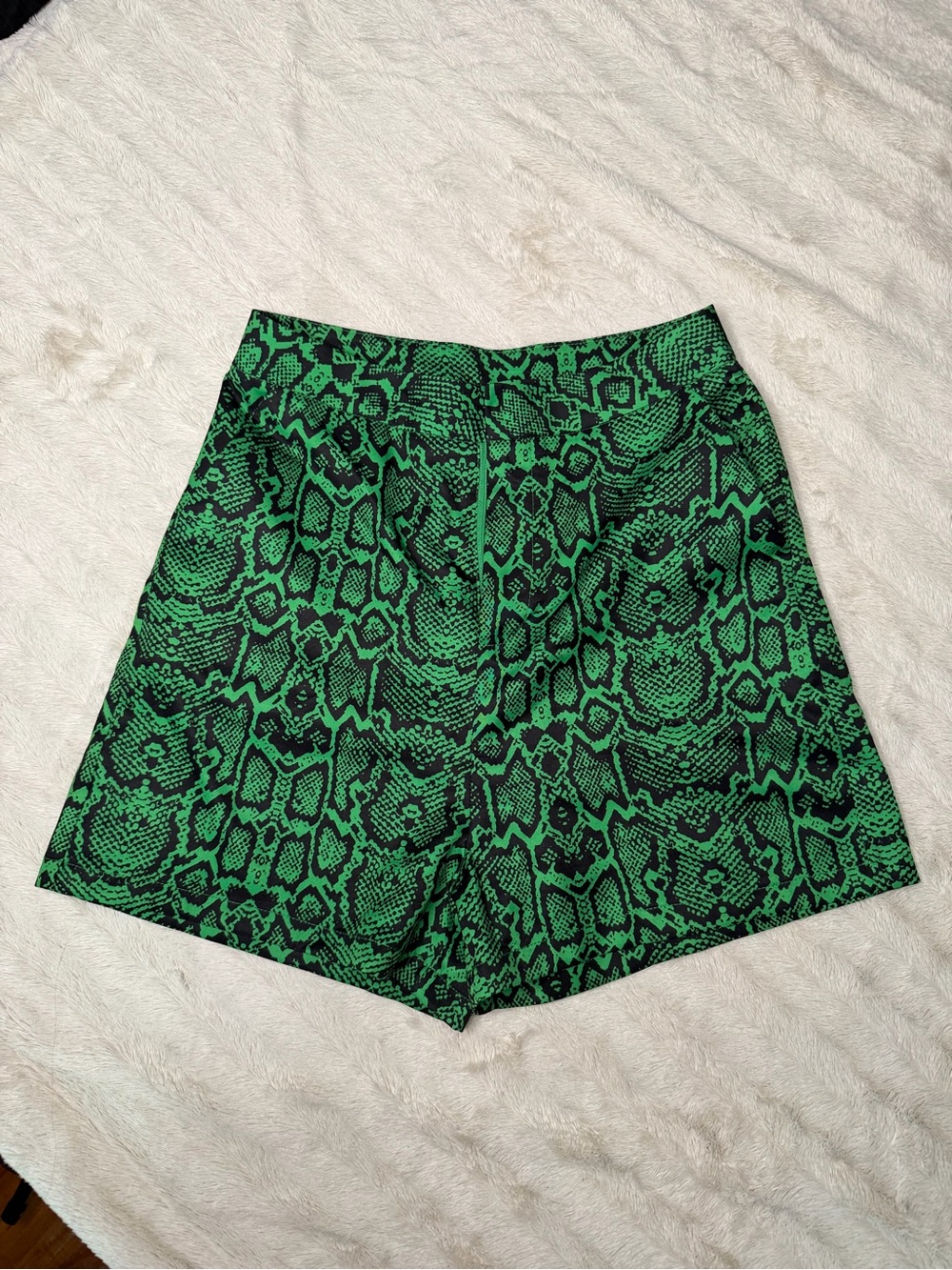 Green Snake-Print High-Waist Women’s Shorts